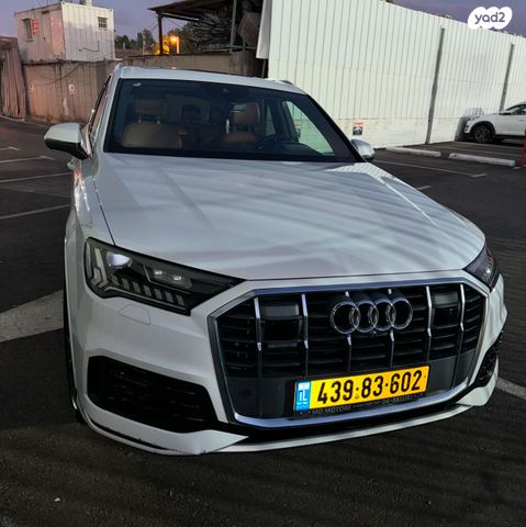 מודעת רכב אאודי Q7