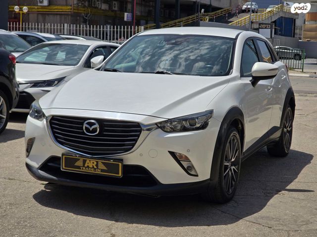 מודעת רכב מאזדה CX-3