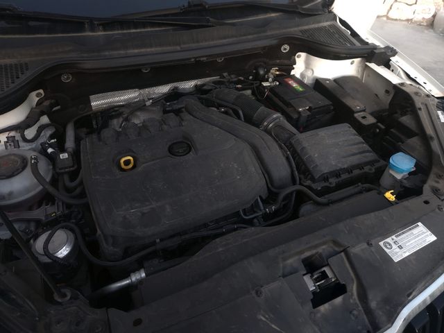 מודעת רכב סקודה קארוק