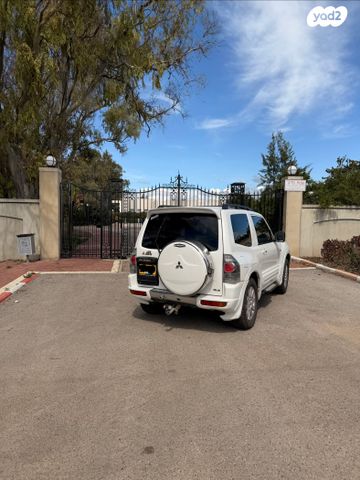 מודעת רכב מיצובישי פג'רו