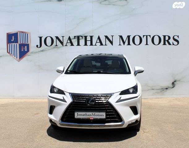 מודעת רכב לקסוס NX