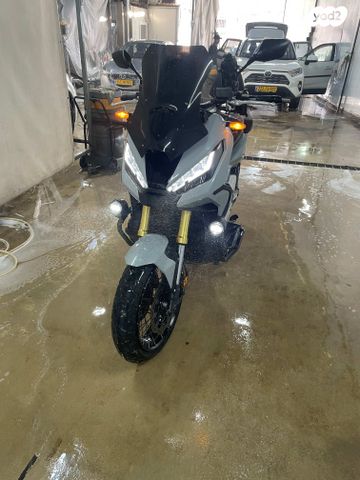 מודעת רכב הונדה X-ADV750