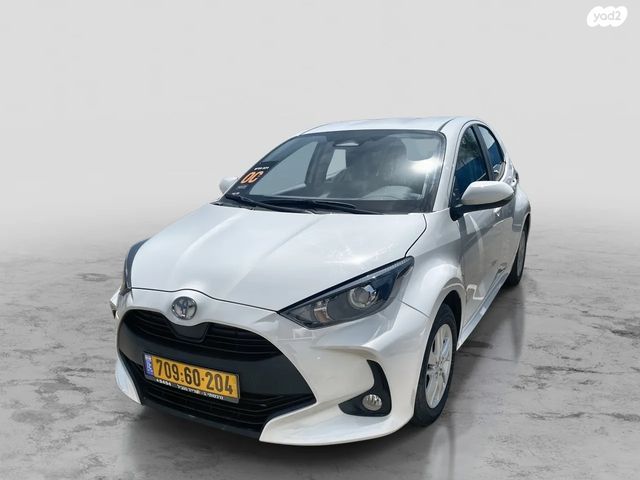 מודעת רכב טויוטה יאריס