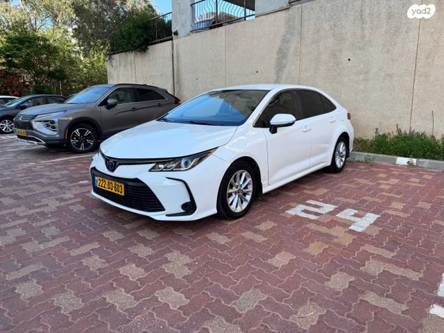 מודעת רכב טויוטה קורולה