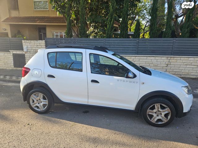 מודעת רכב דאצ'יה סנדרו