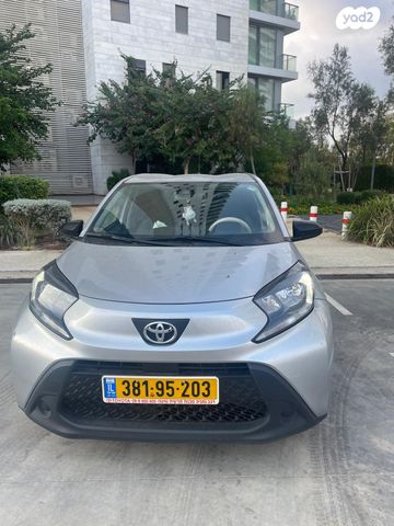 מודעת רכב טויוטה אייגו X
