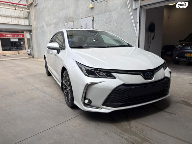 מודעת רכב טויוטה קורולה