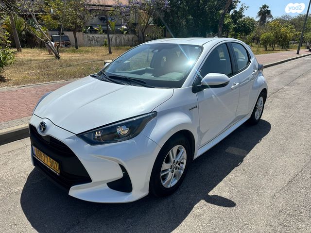 מודעת רכב טויוטה יאריס