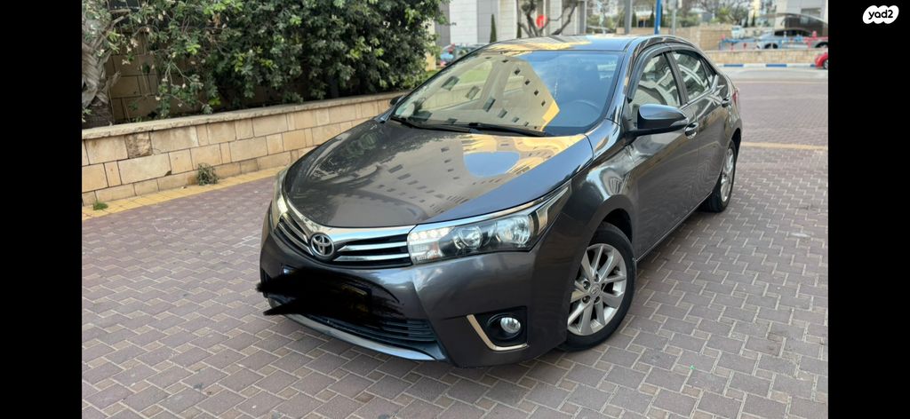 מודעת רכב טויוטה קורולה