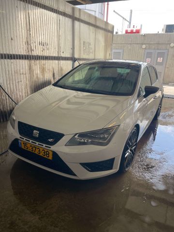 מודעת רכב סיאט לאון