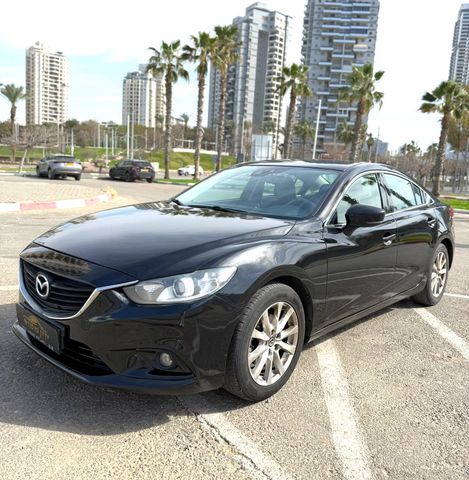 מודעת רכב מאזדה 6