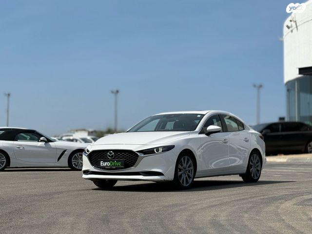 מודעת רכב מאזדה 3