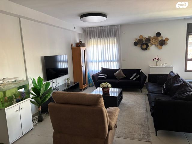 כנען 16