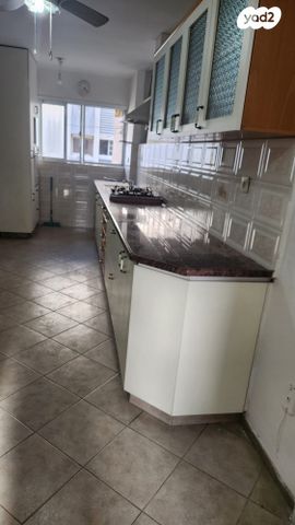 שדרות המגינים 139