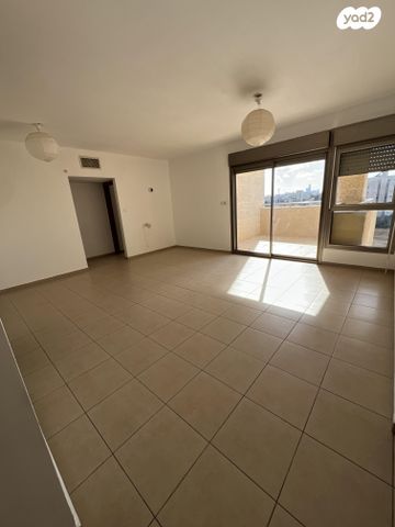 יוני נתניהו 38