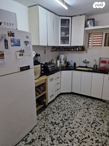 הנשיא 18