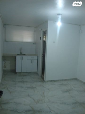 הרב ניסנבוים 11