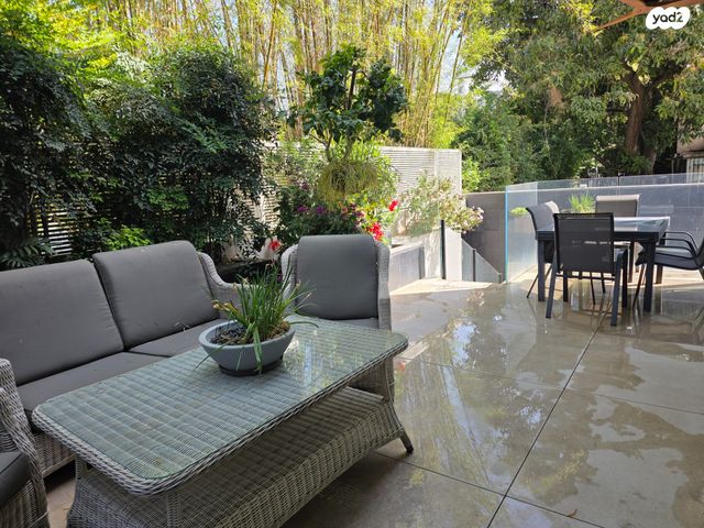 שיכון הותיקים