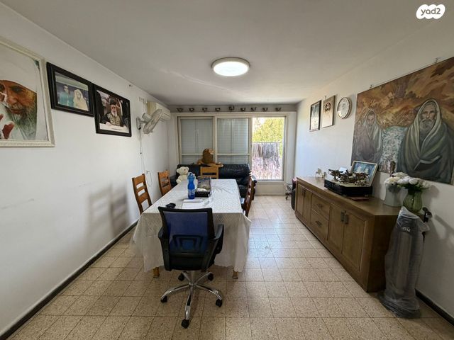 צביה לובטקין 32