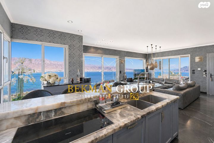 גג/ פנטהאוז