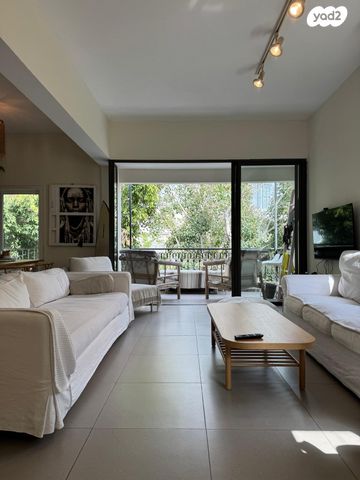 שדרות מוצקין 13