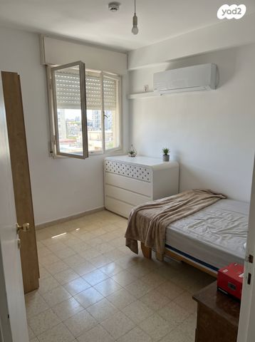 שדרות דגניה 11