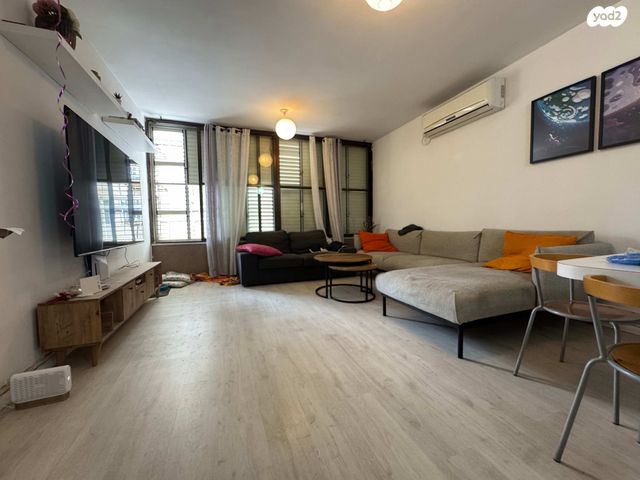 עליית הנוער 20