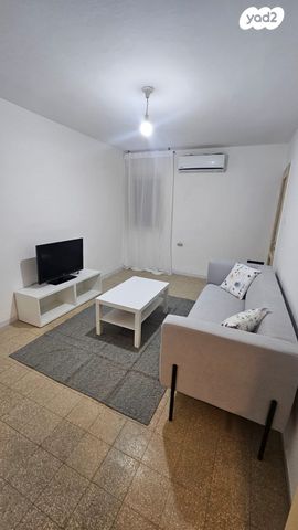 גיורא יוספטל 4