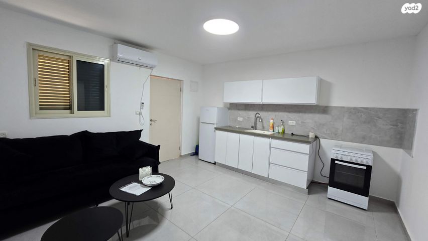 המלך שאול 10