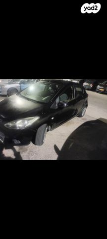 מודעת רכב מאזדה 2