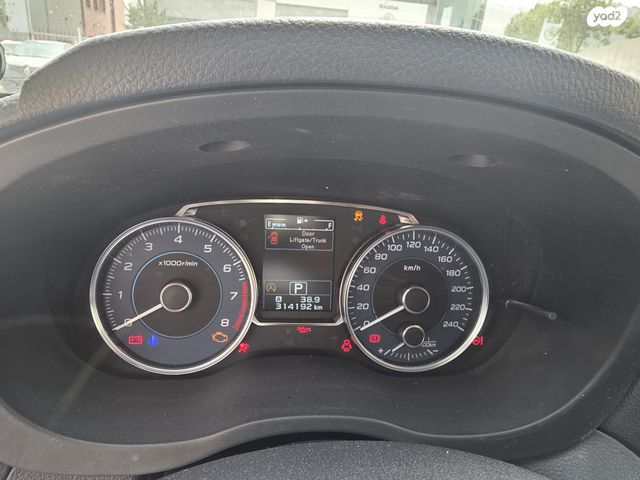 מודעת רכב סובארו XV