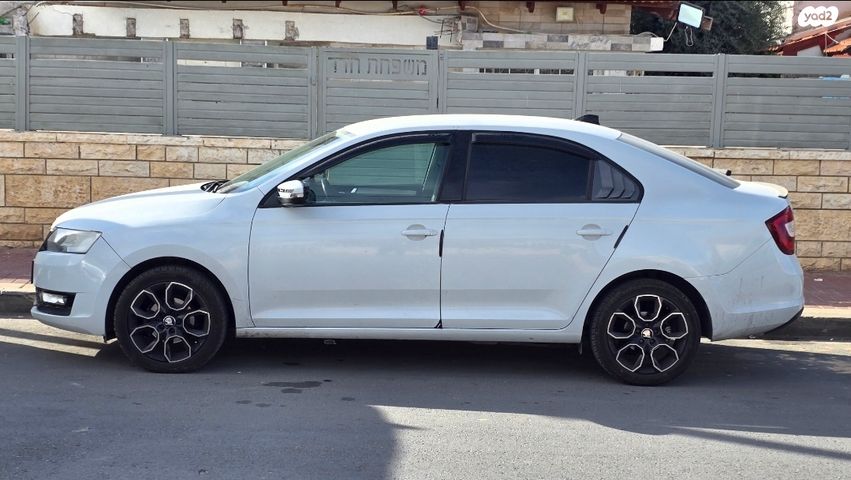 מודעת רכב סקודה ראפיד