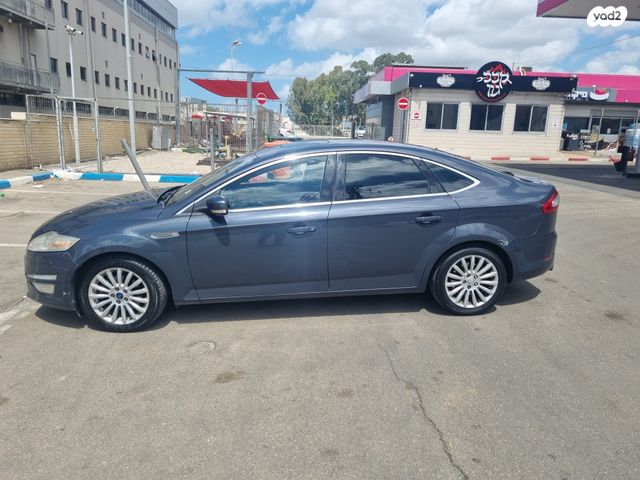 מודעת רכב פורד מונדאו