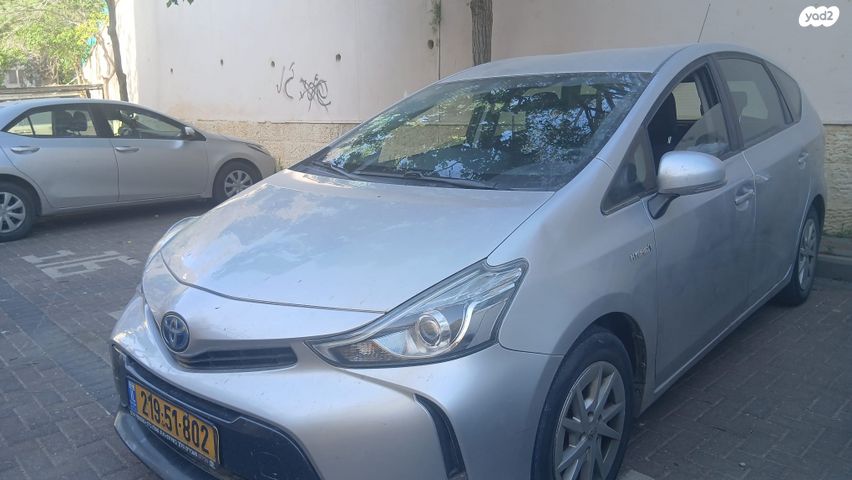 מודעת רכב טויוטה פריוס פלוס
