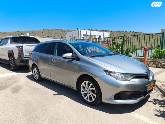 מודעת רכב טויוטה אוריס