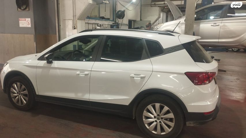 מודעת רכב סיאט ארונה