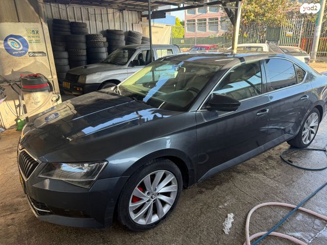 מודעת רכב סקודה סופרב