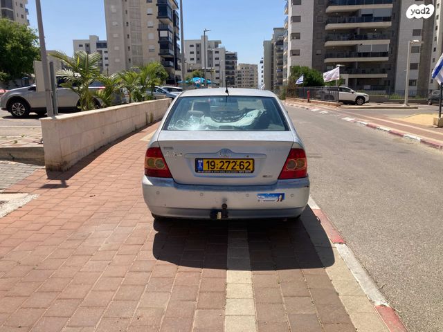 מודעת רכב טויוטה קורולה