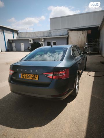 מודעת רכב סקודה סופרב