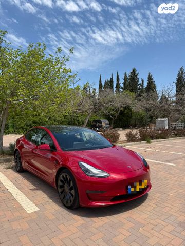 מודעת רכב טסלה מודל 3