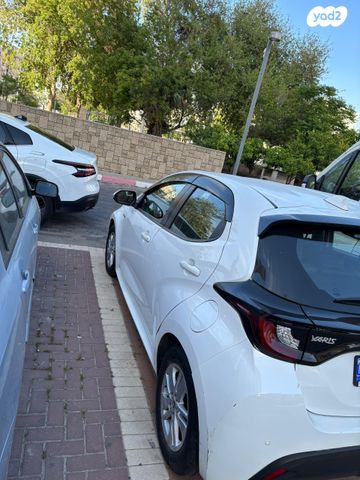 מודעת רכב טויוטה יאריס