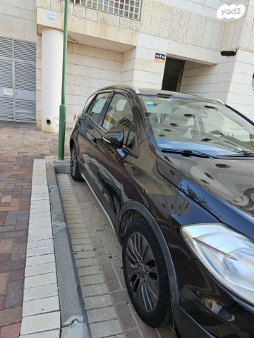 מודעת רכב סוזוקי קרוסאובר