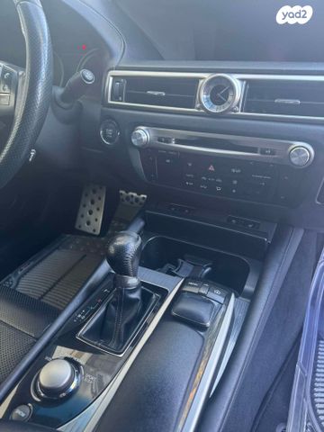 מודעת רכב לקסוס GS