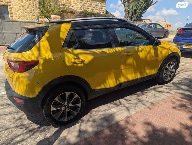 מודעת רכב קיה סטוניק