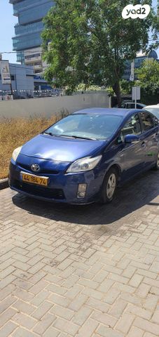 מודעת רכב טויוטה פריוס