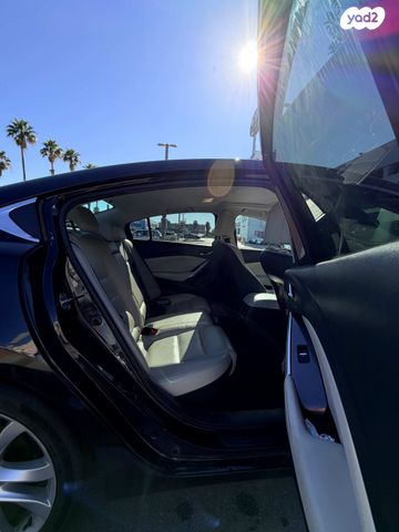 מודעת רכב מאזדה 6