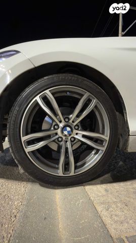 מודעת רכב ב מ וו סדרה 2