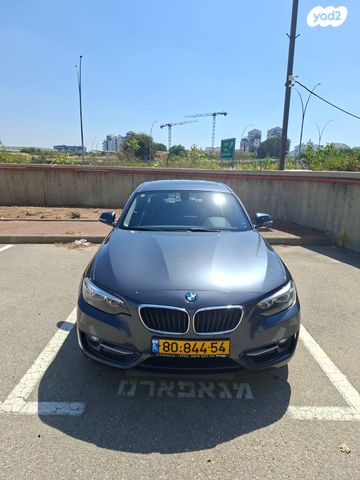 מודעת רכב ב מ וו סדרה 2