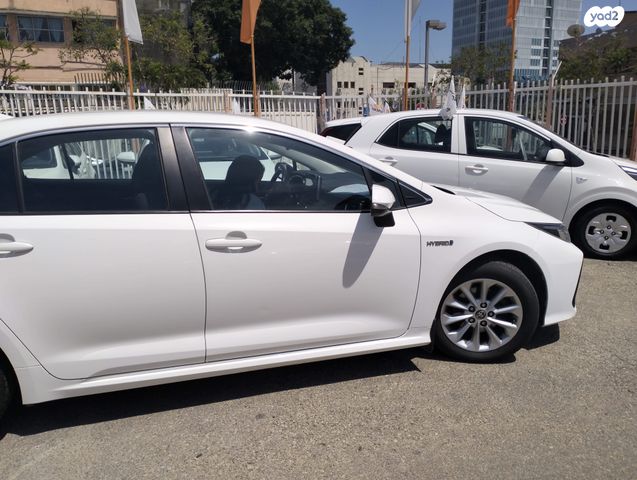 מודעת רכב טויוטה קורולה