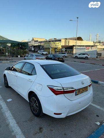 מודעת רכב טויוטה קורולה